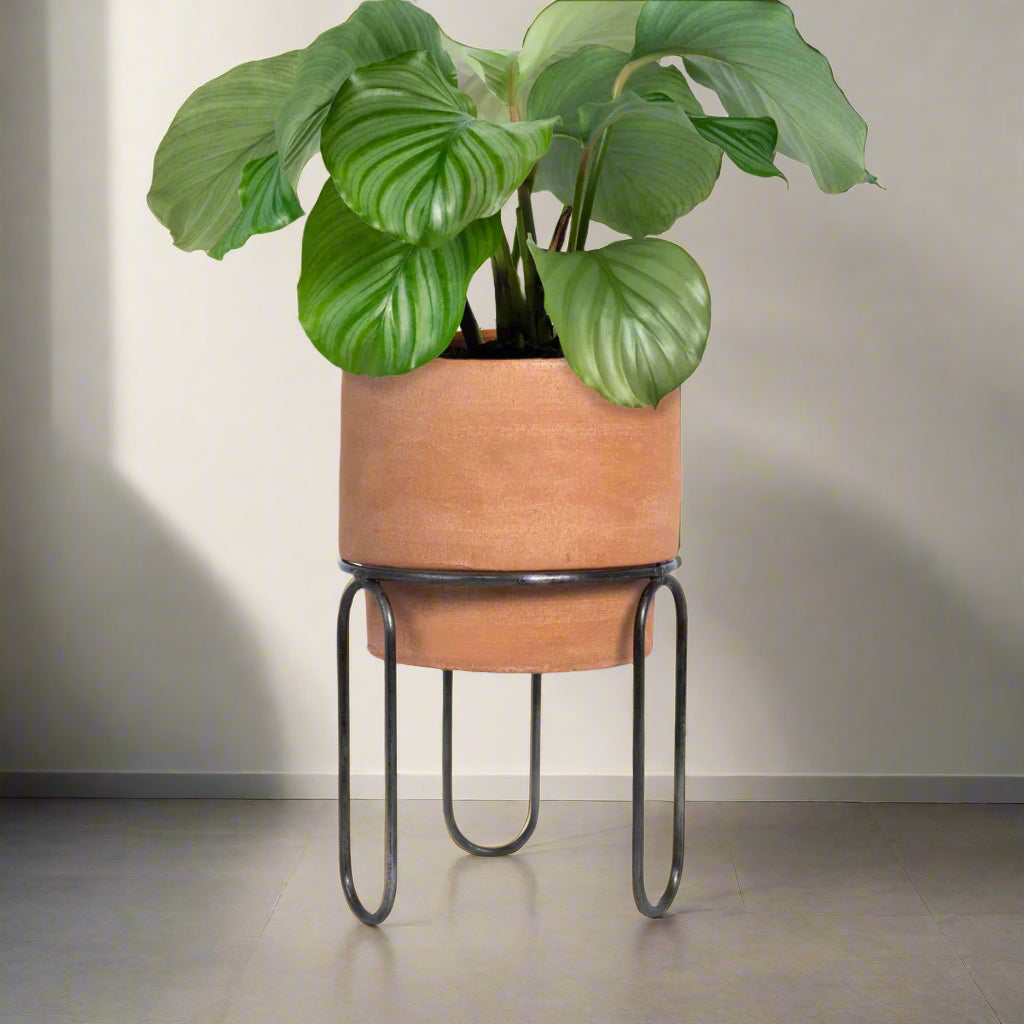Jaro Small Terracotta Planter
